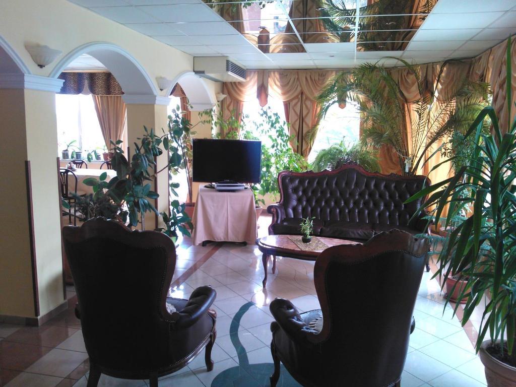 Kolibri Hotel Miskolc Ngoại thất bức ảnh
